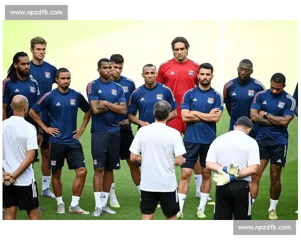 第戒对阵里昂法甲焦点战走势解析与胜负前瞻攻防博弈球队状态全面观察